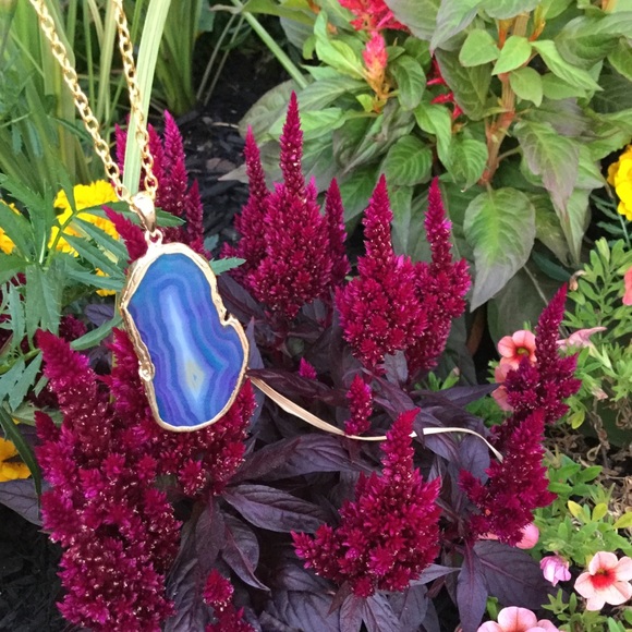 🎉HP🎉 Agate slice necklace - Picture 5 of 5